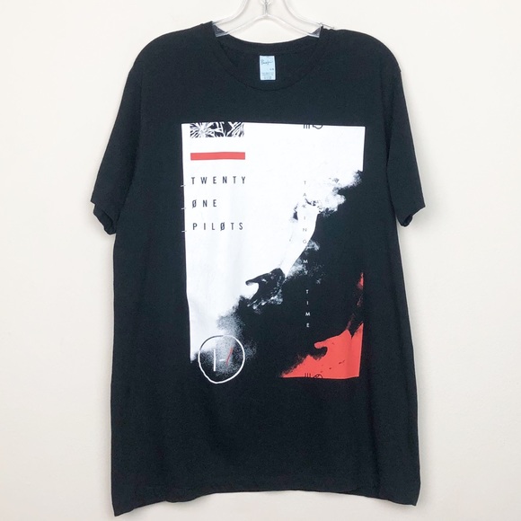 Pacifica Tops - Twenty One Pilots Short Sleeve Band Tee Black L
